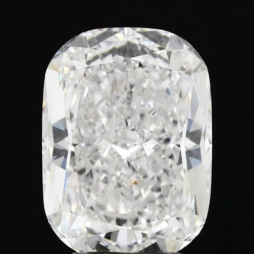 3.59ct Cushion modified Lab Grown Diamond (Colour E, Clarity VVS2, IGI Certified)